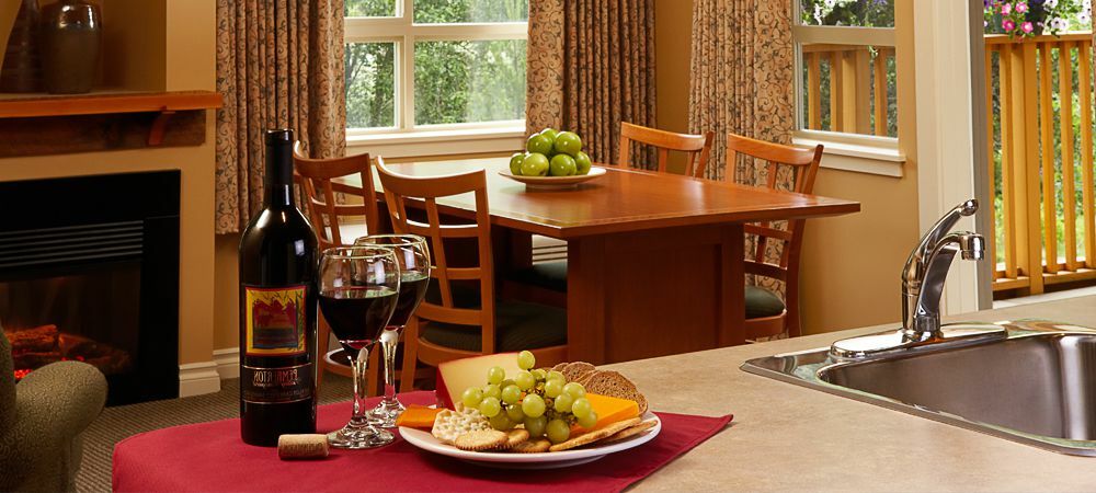 Pemberton Valley Lodge Extérieur photo